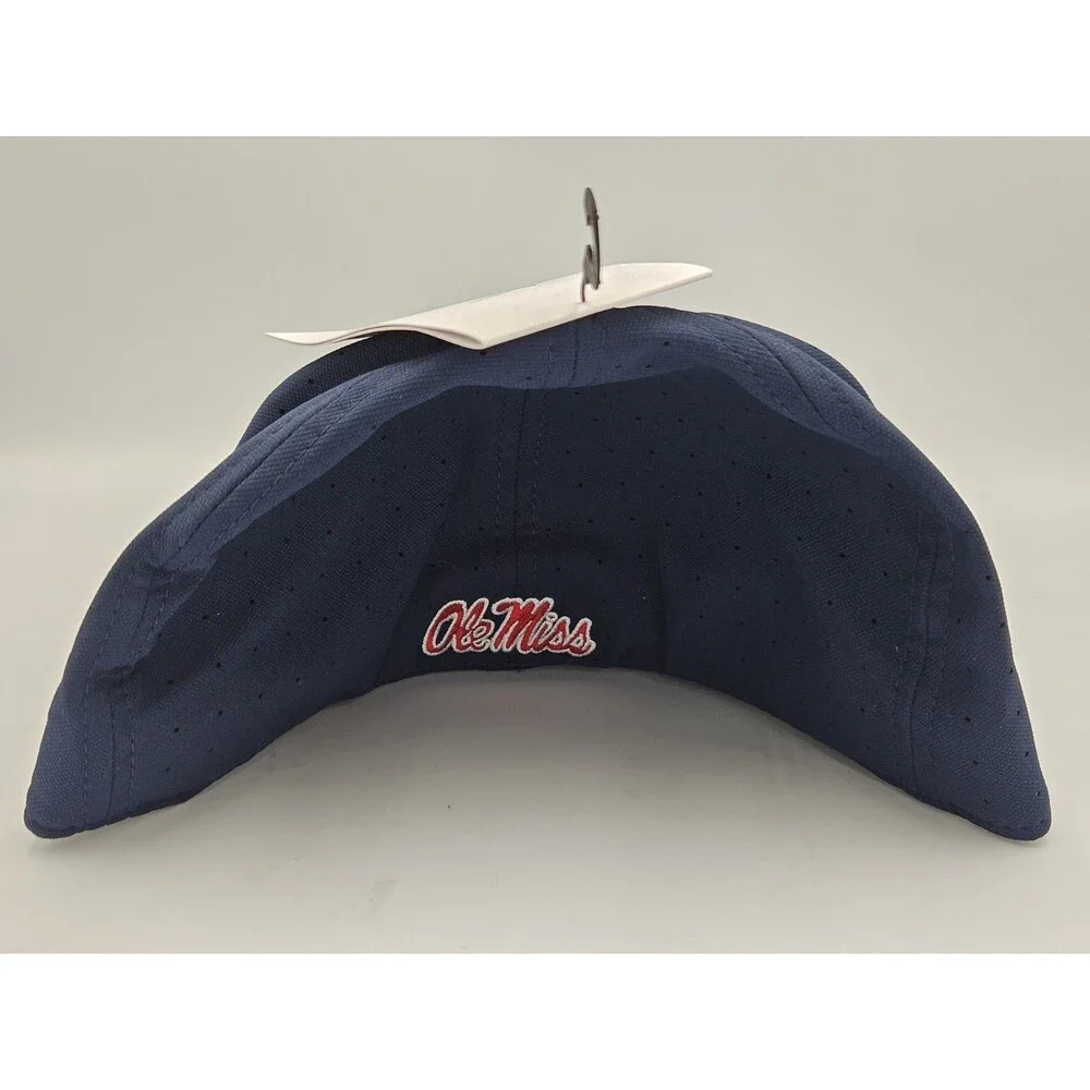 Nike Dri-Fit Ole Miss Rebels Hat True On Field Baseball Size 7 5/8 Fitted Blue